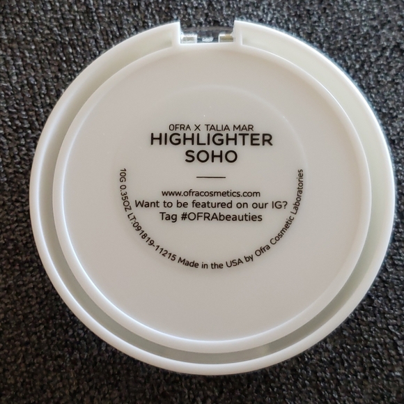 OFRA "Soho" highlighter BNWOT - Picture 3 of 3